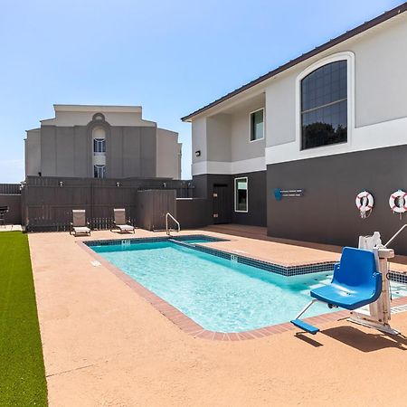 Quality Inn Bastrop Exterior photo